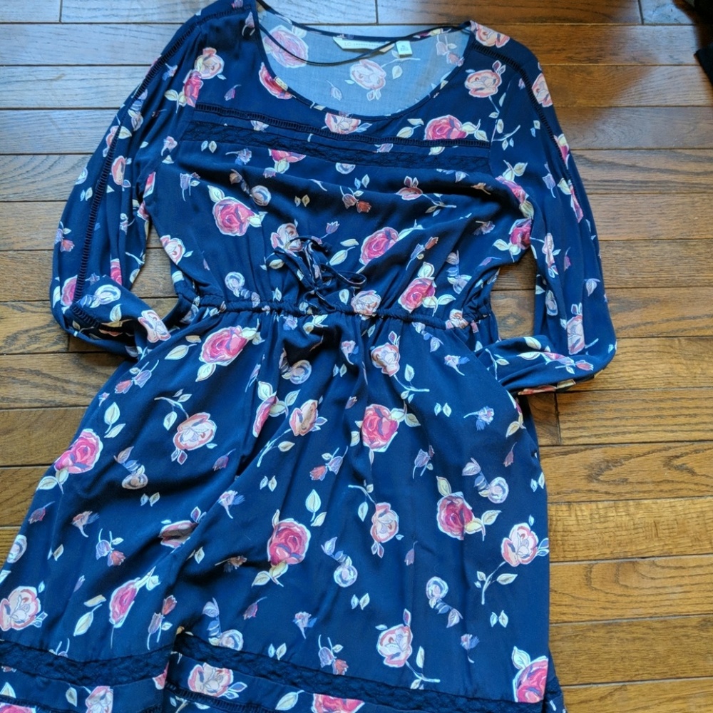Lauren conrad floral dress with pockets